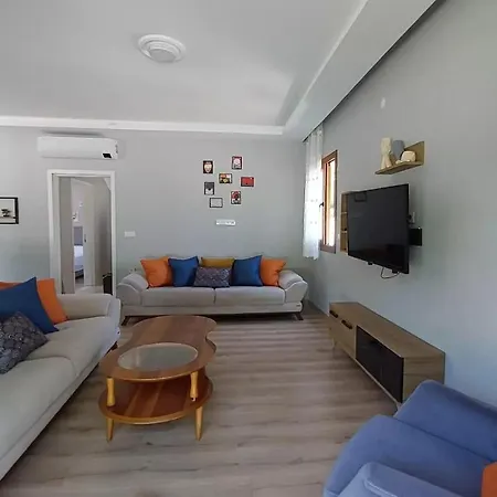 Villa Noyan Villa *